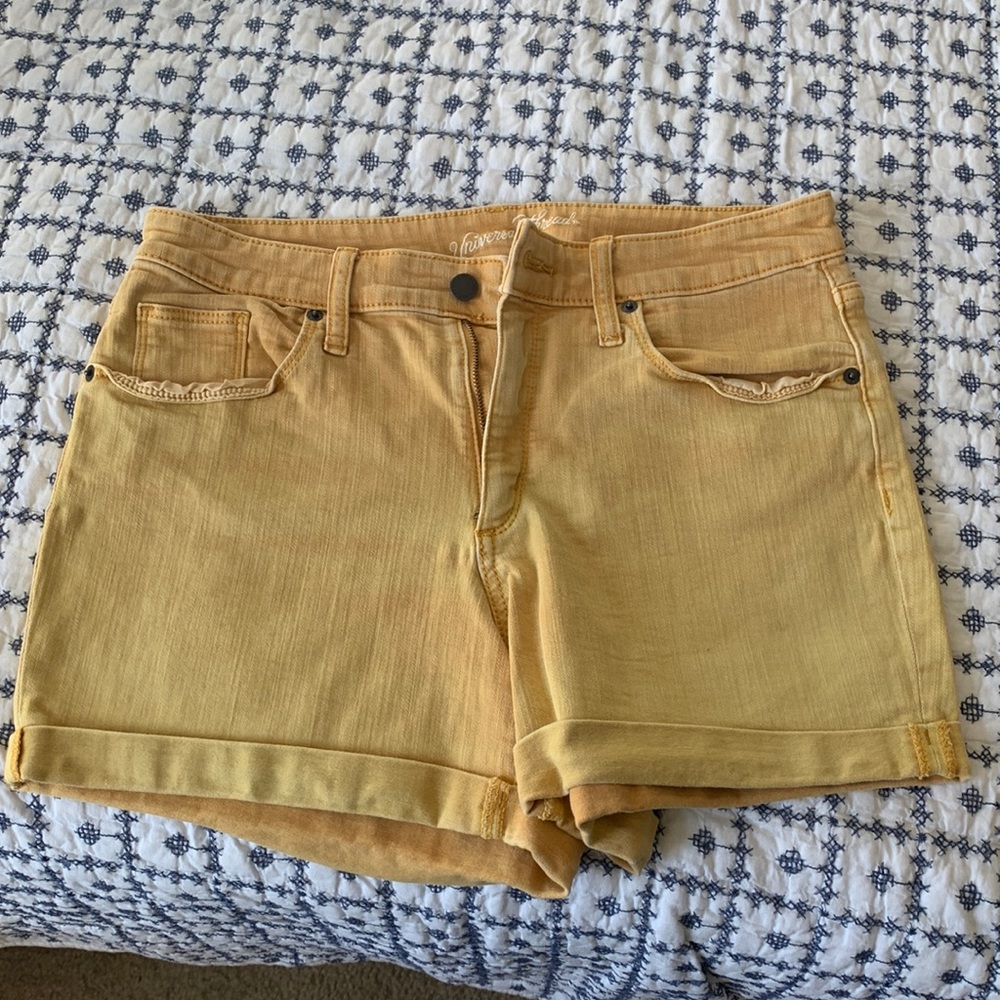 Yellow universal thread shorts size 10/30